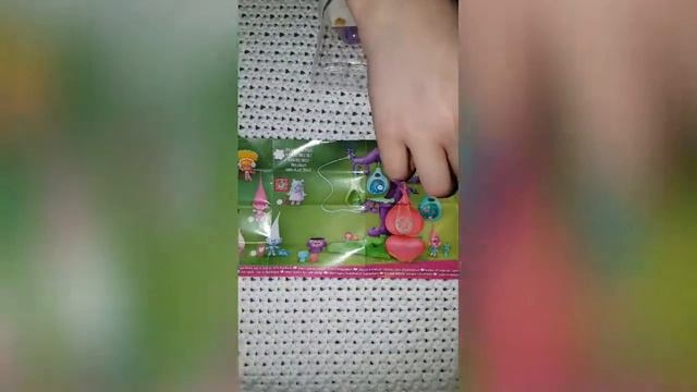Trolls Branch Dream Works unboxing toy Princess Poppy blue friend surprise gift bird cage смотреть онлайн