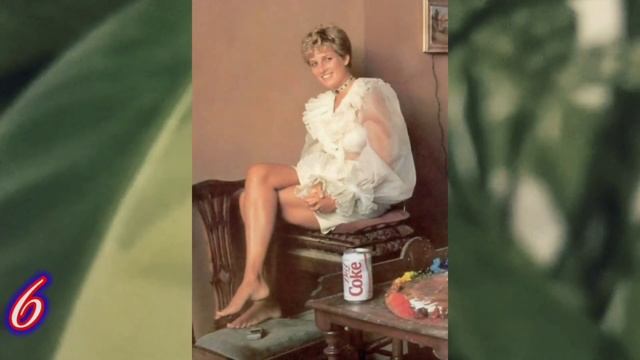 Natural Older Women Over 60, ? Elegantly Dressed Classy And Mini Skirt 253 смотреть онлайн