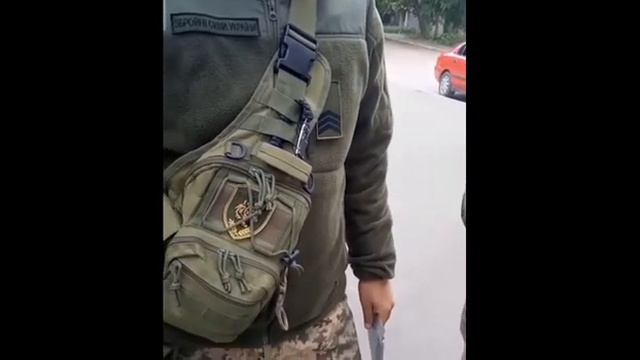 В Одессе парень красиво откасить от повестки смотреть онлайн