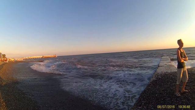 Сегодня 08.07.16 в Сочи Адлере море волнуется ) смотреть онлайн
