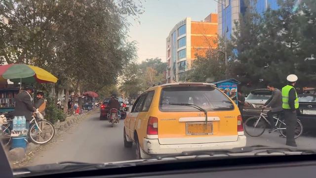 AFGANISTAN - Czy każdy TUTAJ może kupić "KAŁACHA"? Ile kosztuje? Dżalalabad смотреть онлайн
