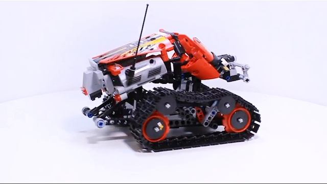 Радиоуправляемый конструктор MOULDKING 13036 (реплика LEGO Boost) смотреть онлайн