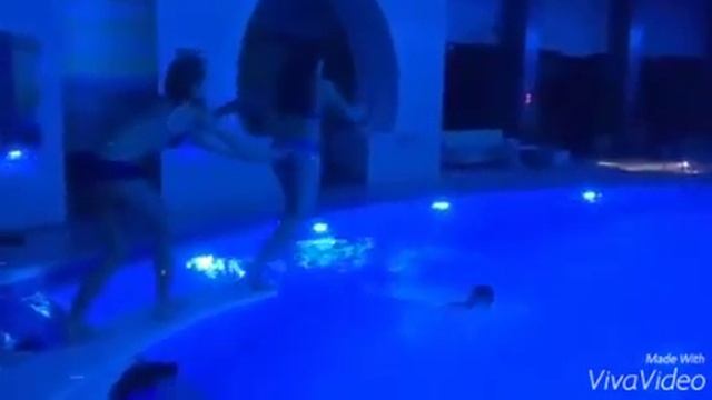 BFF смотреть онлайн