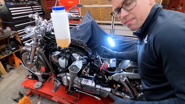 After Sitting for 10 Years We Pulled the Fuel Pump...it's TOAST!! - Honda VTX1800 смотреть онлайн