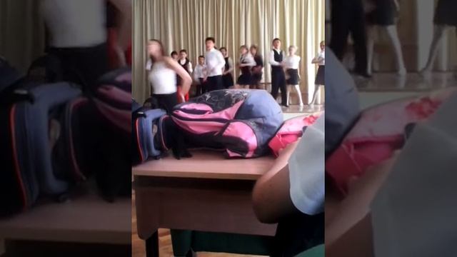 Школьные танцы смотреть онлайн