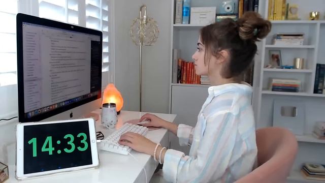 Write With Me LIVESTREAM ✍️✨ super chill livestream смотреть онлайн