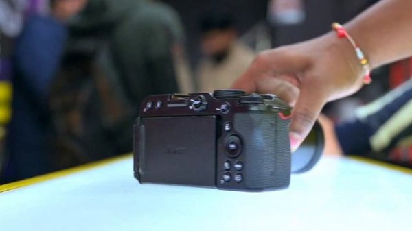 Nikon Z30 + Z18-140mm F/3.5-6.3 VR Review | Photography / Videography Semple