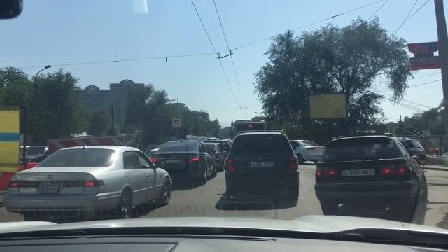 Алматы. Работы на улице Джандосова