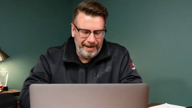 How To Stop Siri From Reading Your Texts In Your Earbuds While Listening To Music смотреть онлайн