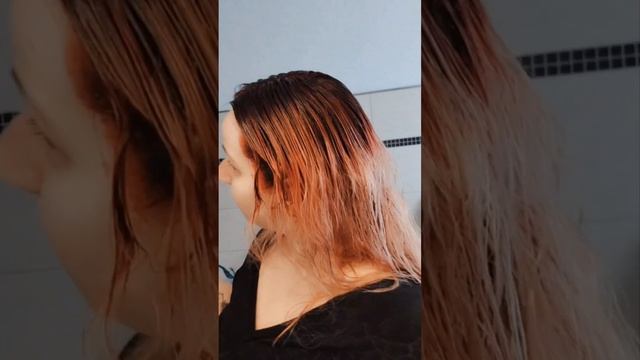 Haare Tönen Mit Syoss Color Glow.