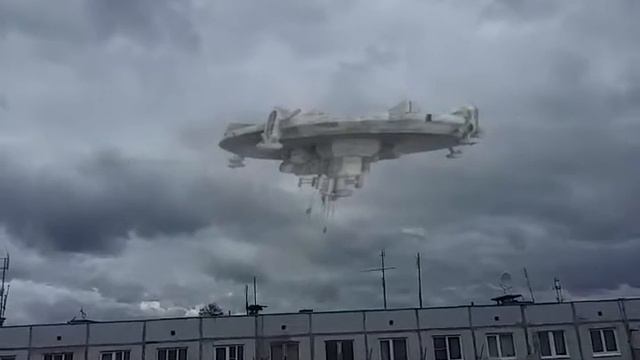 К нам прилетело нло??? Что?!! смотреть онлайн