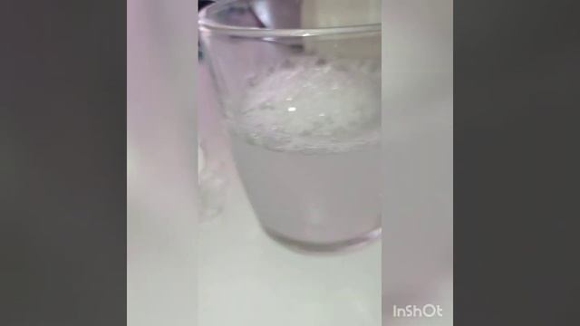 Сравним шампунь Шарми и популярный шампунь из супермаркета