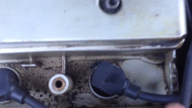 ТЕЧЬ МАСЛА ИЗ ПОД КРЫШКИ МАСЛОЗАЛИВНОЙ ГОРЛОВИНЫ - прекратиться если сделать так смотреть онлайн