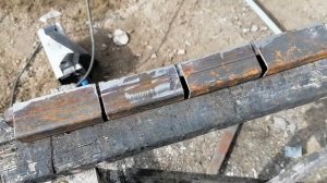 Засов на ворота. Задвижка для ворот своими руками. Задвижка для распашных ворот из профильной трубы