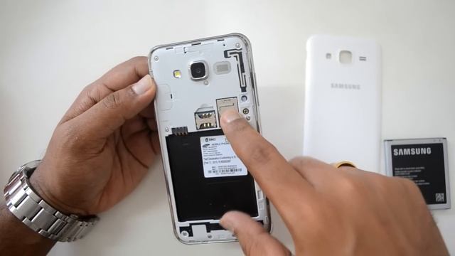 Samsung Galaxy J5 Unboxing | Techniqued смотреть онлайн