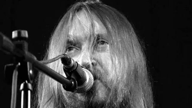 Гражданская Оборона Мы идём в тишине смотреть онлайн