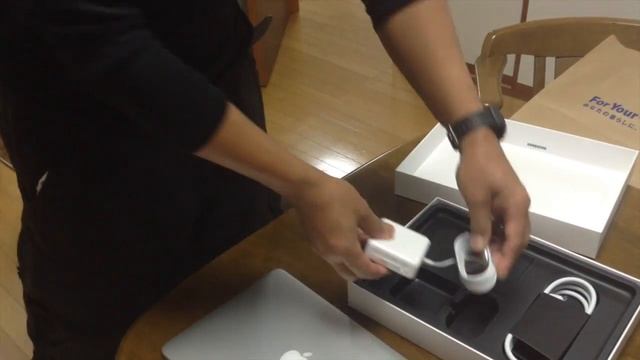 UNBOXING Japan MacBook Pro 13-inch with Retina Display смотреть онлайн