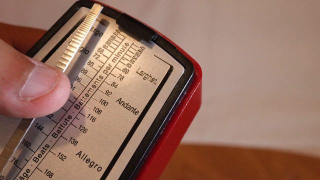 Metrônomo Wittner Taktell Junior 824 смотреть онлайн