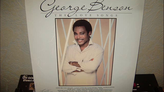 GEORGE BENSON - TURN YOUR LOVE AROUND смотреть онлайн