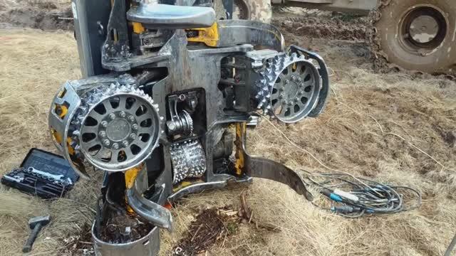 Как мы провели день. Мелкие ремонты харвестера! смотреть онлайн