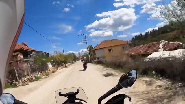 Jawa RVM 500 Adventure/Hero Xpulse/KTM 250 ADV - 1 Mayıs 2023 смотреть онлайн