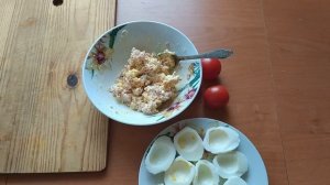 Фаршированные яйца ветчиной | Закуска на праздничный стол