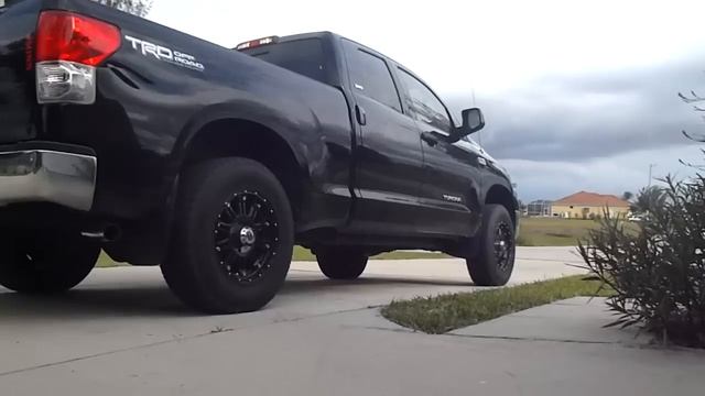 2010 Toyota Tundra 5.7 Cherry Bomb Vortex exhaust
