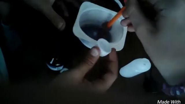 Делаем слаим из теробората натрия, канцелярского клея и пены для бритья