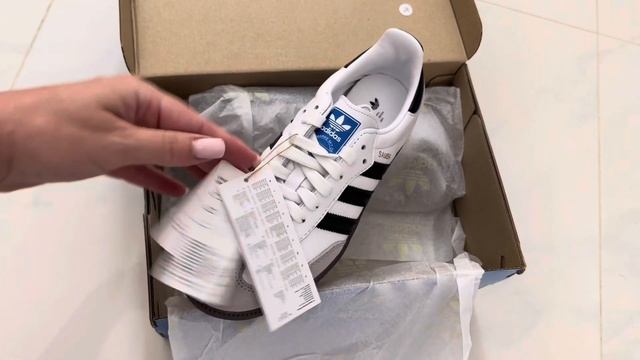 КЕДЫ ADIDAS SAMBA | РАСПАКОВКА | БАЙЕР ИТАЛИЯ смотреть онлайн