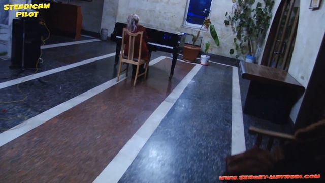 МММщик Дмитрий Любченко слушает арию!!! (STEADICAM) смотреть онлайн