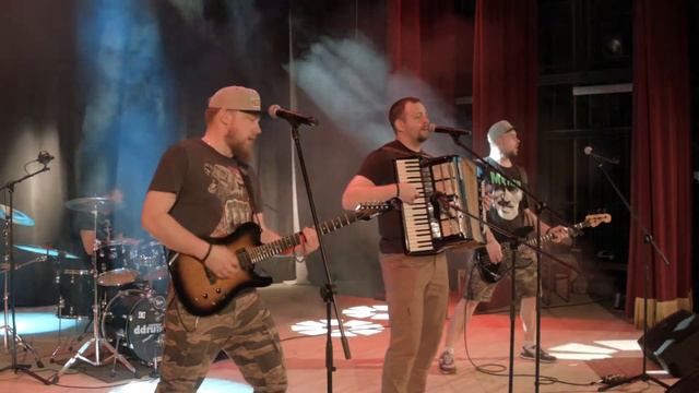 Иванушки International – Тополиный пуx (cover by Coverwood) смотреть онлайн