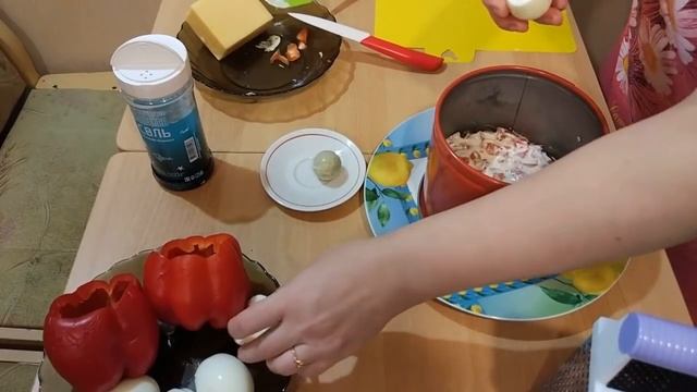 Салат Астра - сочный слоеный салат с курицей смотреть онлайн