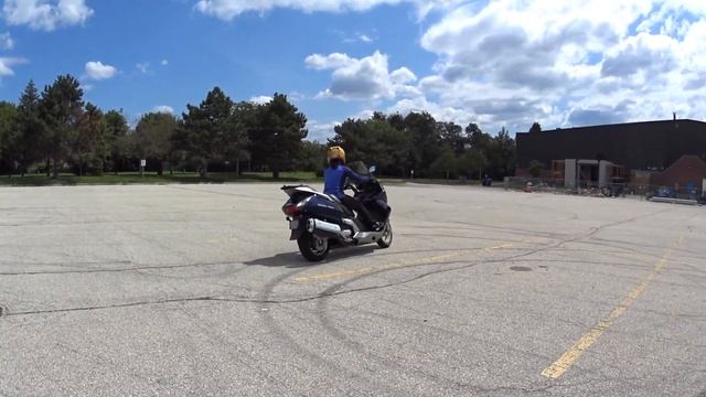 Honda Silverwing 2006 With ABS смотреть онлайн