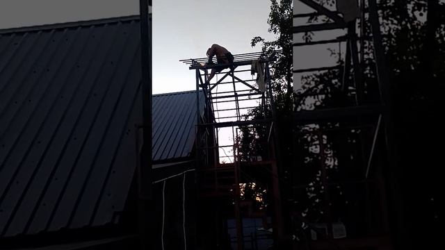 сумерки! завершение каркаса навеса.