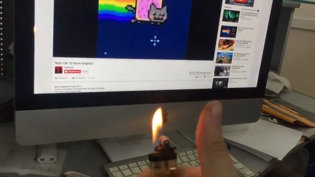 Трюк с зажигалкой! Почти взорвалась! смотреть онлайн