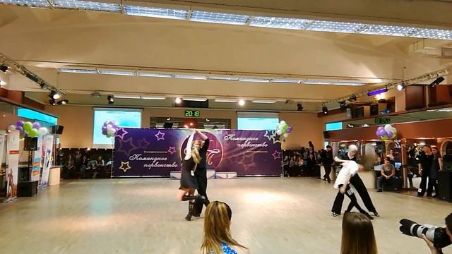 Чемпион.Перетанцовка партнерш смотреть онлайн