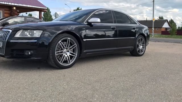 Audi S8 5,2 V10 смотреть онлайн