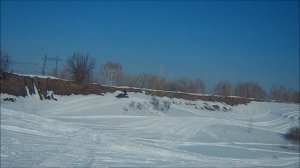 самодельный снегоход из самодельной мотособаки (покатухи по горкам)