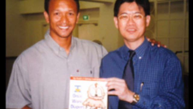 Fandi Ahmad-Loving Every Moment.wmv смотреть онлайн