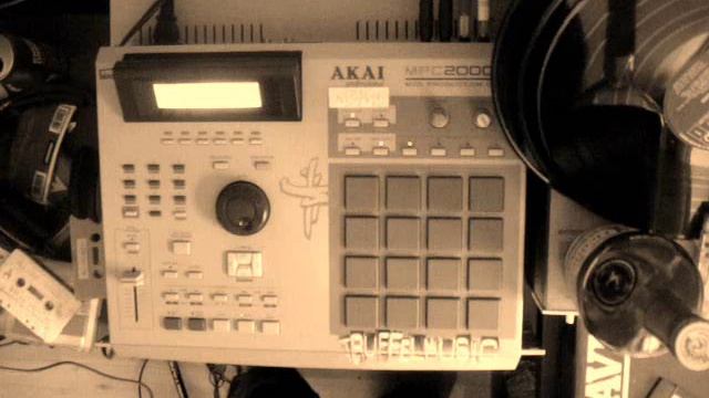 DJ Truffel the Phunky Phaqir - ''BoombapBeatsBoozeBluntsBitches'' MPC 2000 xl Beat video смотреть онлайн