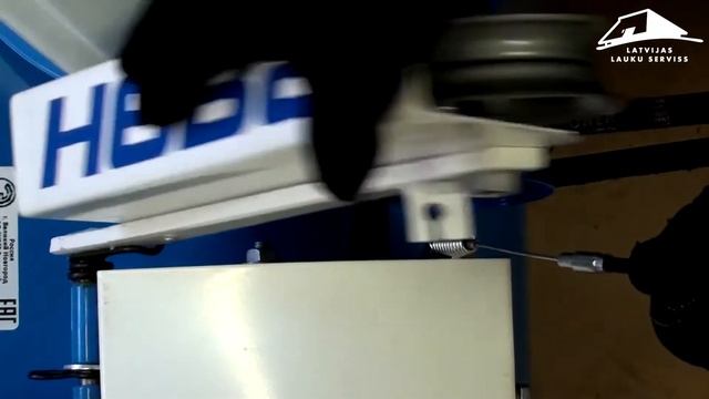 Sniega pūtēja pielikšana pie motobloka Nevas MB2 смотреть онлайн