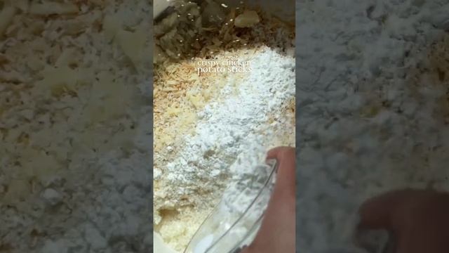 КАРТОФЕЛЬНЫЕ ПАЛОЧКИ С КУРИЦОЙ .Пробуем готовить смотреть онлайн