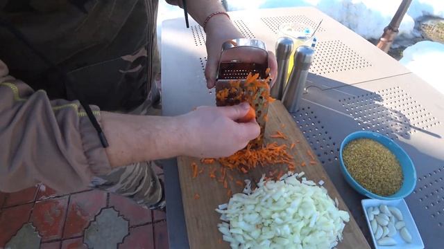 БУЛГУР С КУРИЦЕЙ В КАЗАНЕ смотреть онлайн