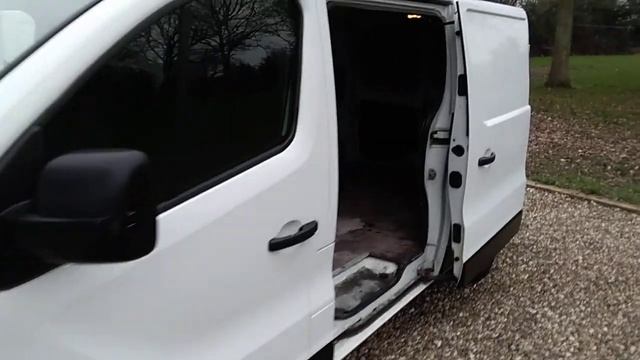 Renault traffic lwb with Satnav and Aircon full service history смотреть онлайн