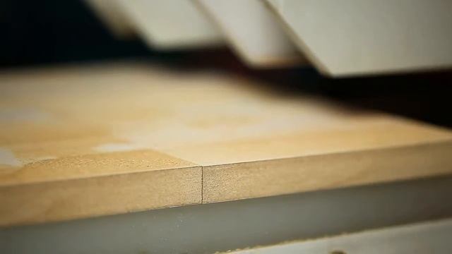 Двухсторонний шипорезный станок для обрезки щита и дверей смотреть онлайн