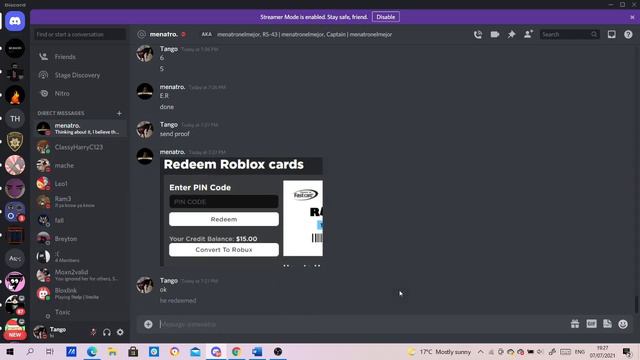 Gave away a £10 Roblox Giftcard to my friend! смотреть онлайн