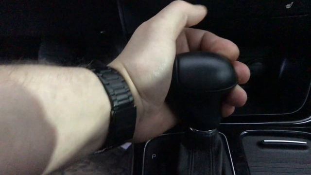 Kia Sorento механических противоугонный замок мультилок Фортус. Установлен бесштыревой замок АКПП. смотреть онлайн