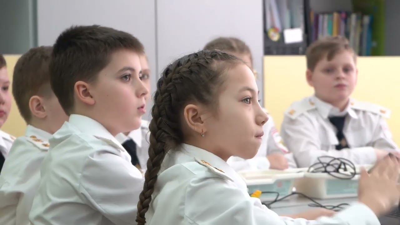 Максим Щеглов учитель начальных классов школы 11 смотреть онлайн