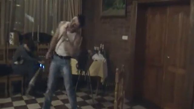 Пародія на Queen - The Show must go on смотреть онлайн