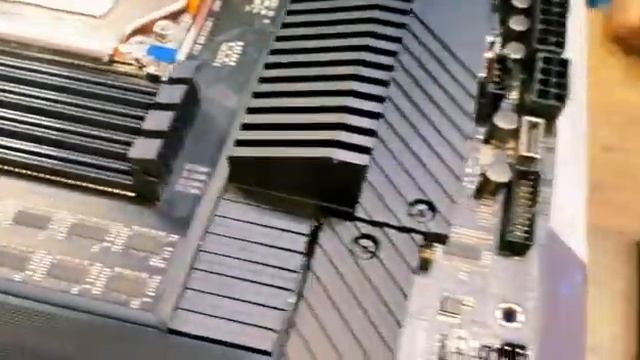 AMD Ryzen™ Threadripper™ PRO 3955WX &Asus Pro ws WRX 80E -Sage se wifi Ultimate Gaming PC Build 202 смотреть онлайн